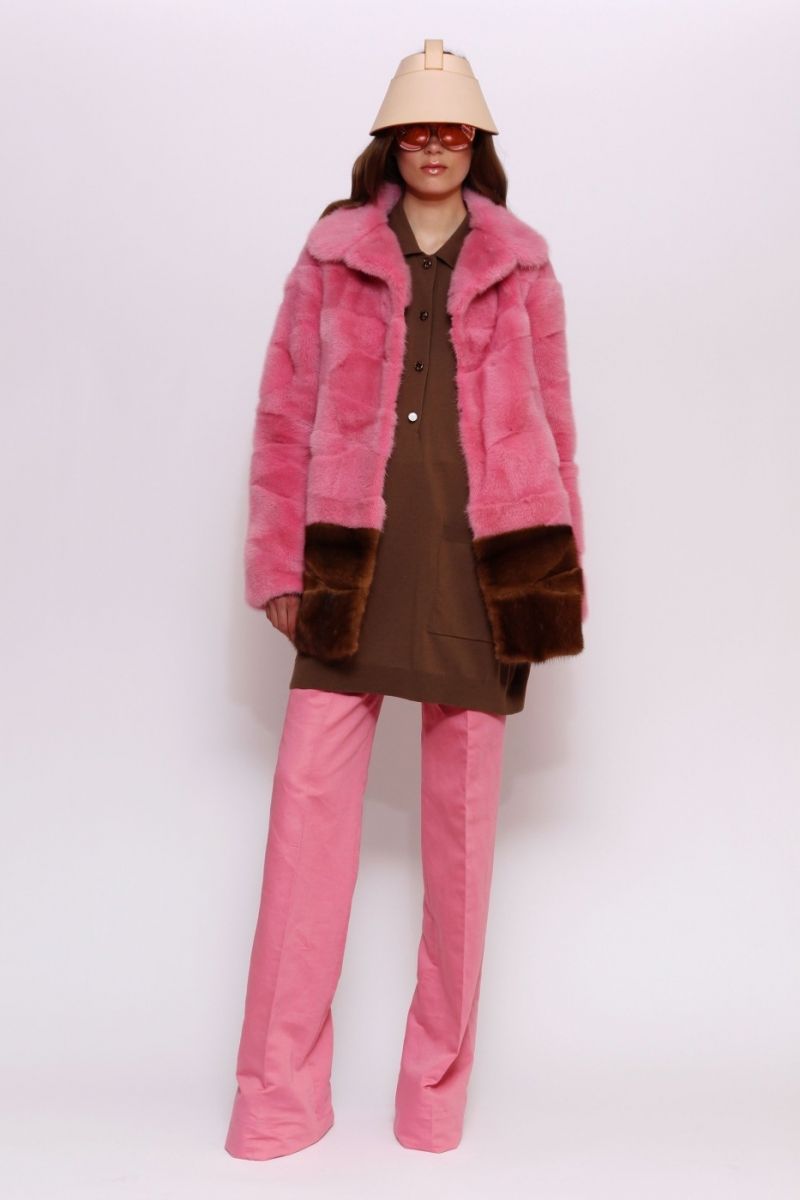 Luis Vuitton: krtka kurtka w jasnym kolorze CYKLAMINOWY